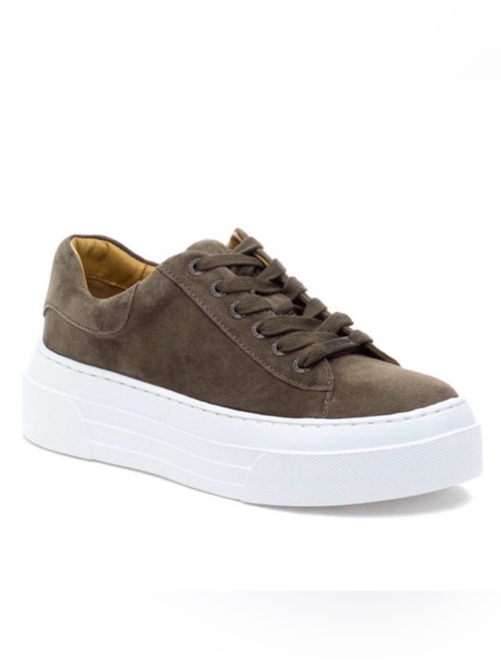 J/SLIDES Shoes - NWT J/SLIDES AMANDA Khaki Suede Sneaker